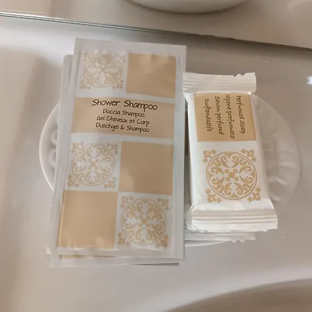 Al Bivio ゲストハウス キエーティ