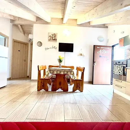 Al Bivio ゲストハウス キエーティ