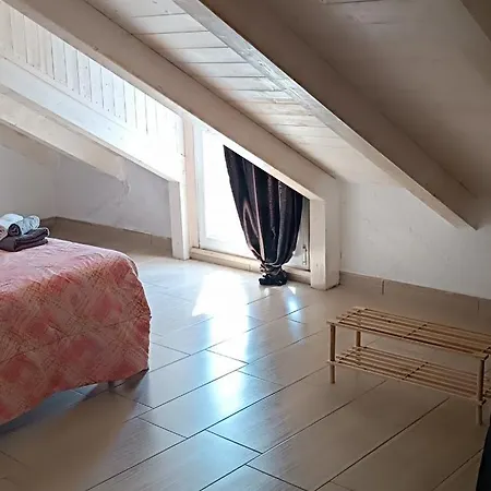 Al Bivio ゲストハウス キエーティ