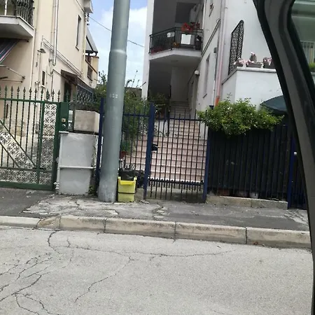 Al Bivio ゲストハウス